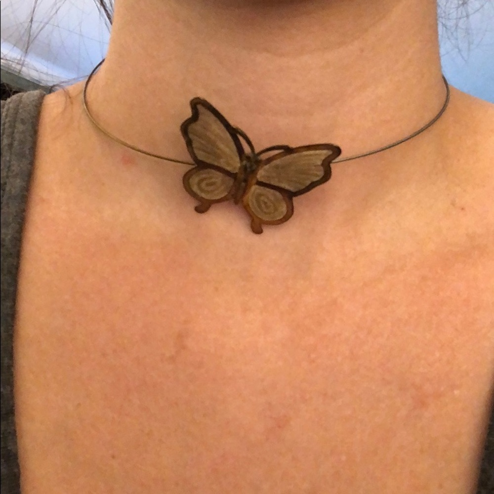 Pretty butterfly necklace/choker